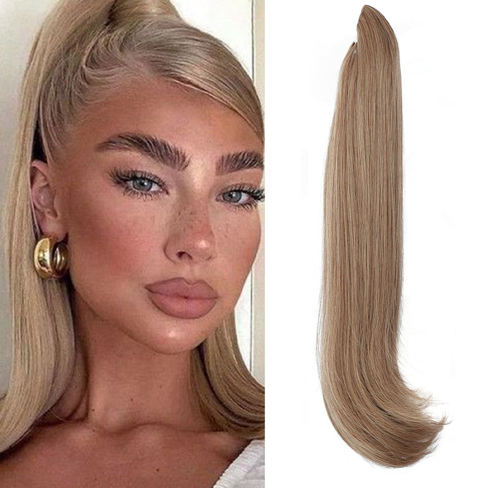 High-temperature synthetic hair female long hair slightly curled short curly hair with clips in the ponytail naturally held in the palm of the hand with fluffy curls